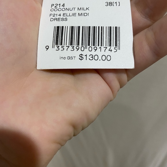 Kookai cream brand new dress - Picture 3 of 3